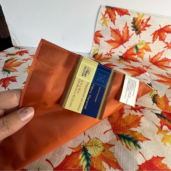 Home Collection Set of 4 Autumn Leaves Fabric Placemats 12” by 18” Falling Leave - Picture 6 of 8